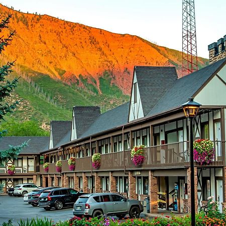 Silver Spruce Inn Glenwood Springs Exterior photo