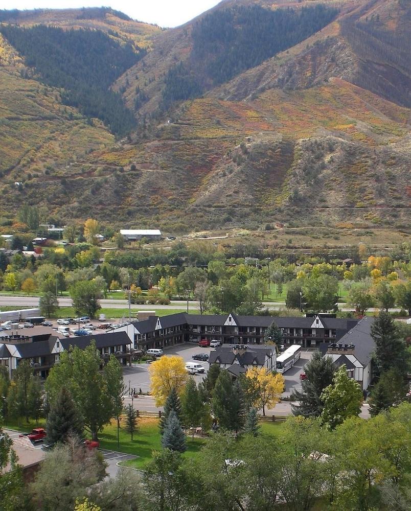Silver Spruce Inn Glenwood Springs Exterior photo